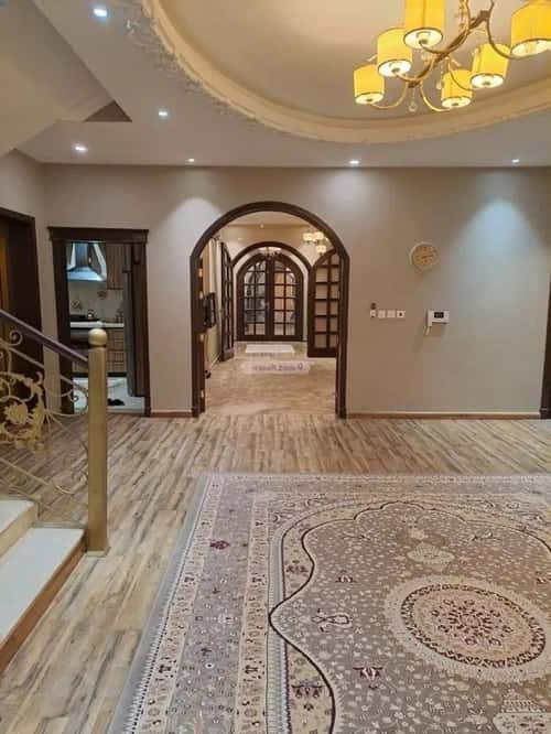 7 bedroom villa in Al Yaqout