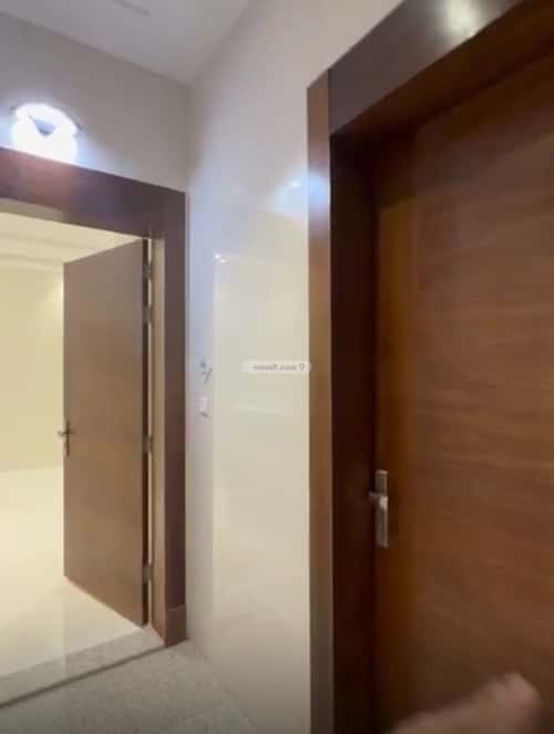 5 bedroom apartment in Al Marwa