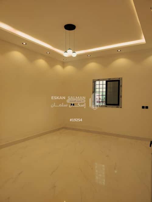 فيلا 517 متر مربع شمالية على شارع 24م الدفاع، المدينة المنورة