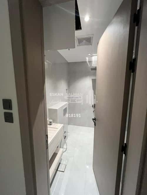 Apartment 141 SQM with 5 Bedrooms Al-Maizaliyah, East Riyadh, Riyadh