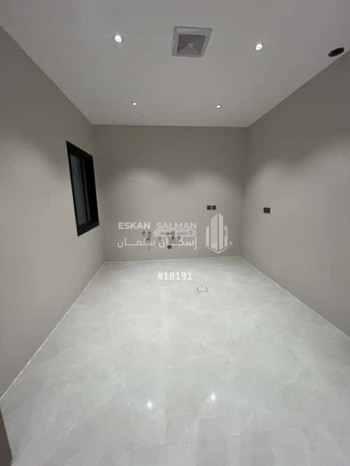 5 bedroom apartment in Al Maizilah