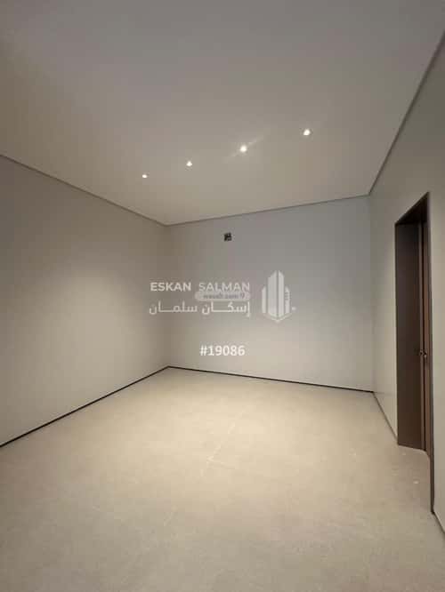 5 bedroom floor in Al Janadriyah