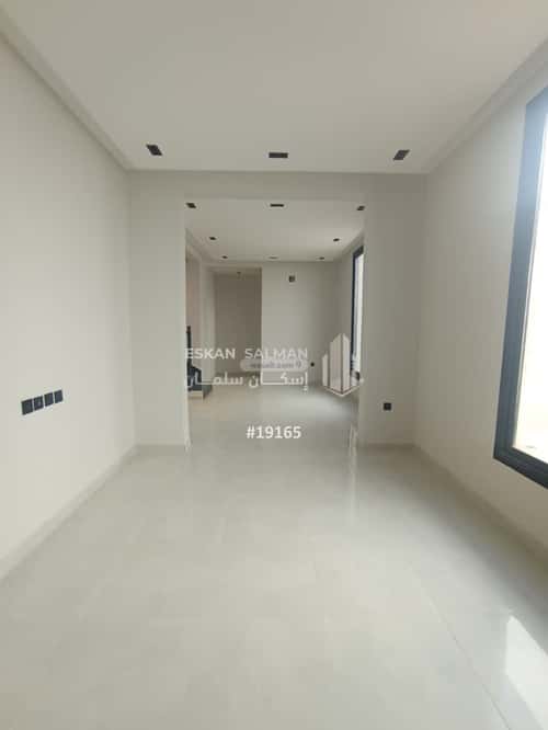 Apartment 201 SQM with 5 Bedrooms Al-Janadriyah, East Riyadh, Riyadh