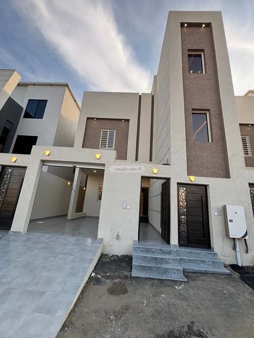 شقة 358 متر مربع ب 8 غرف الزهور، أبها