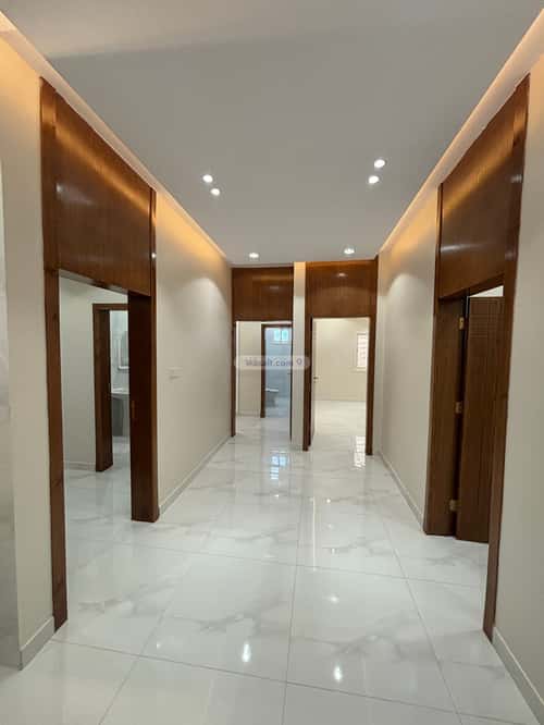 شقة 358 متر مربع ب 8 غرف الزهور، أبها