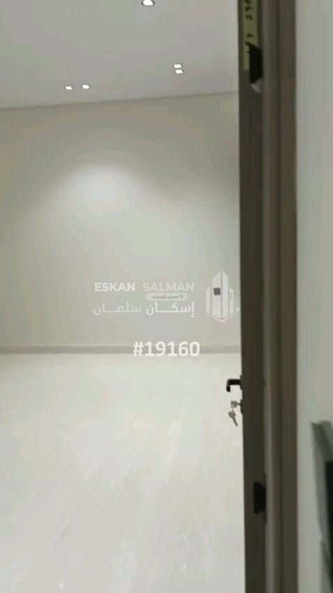 Apartment 245 SQM with 5 Bedrooms Thanks, Khamis Mushait