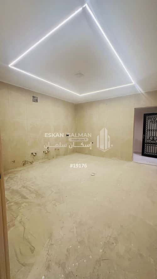 فيلا 469 متر مربع جنوبية على شارع 30م الأمواج، الخبر