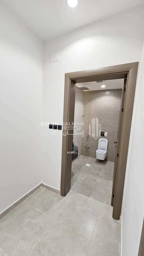 شقة 226 متر مربع ب 6 غرف الظرفة، خميس مشيط