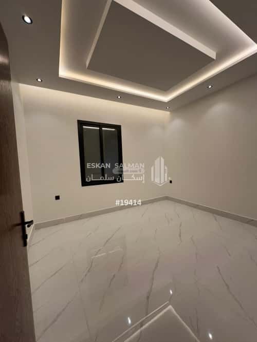 فيلا 276 متر مربع شمالية على شارع 18م الرمال، شرق الرياض، الرياض