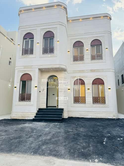 Villa 404 SQM Facing North on 12m Width Street Rayyadh, Alttayif
