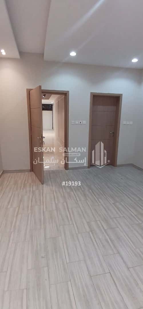 فيلا 318 متر مربع شمالية على شارع 25م حارة الباب الجديد، مكة المكرمة