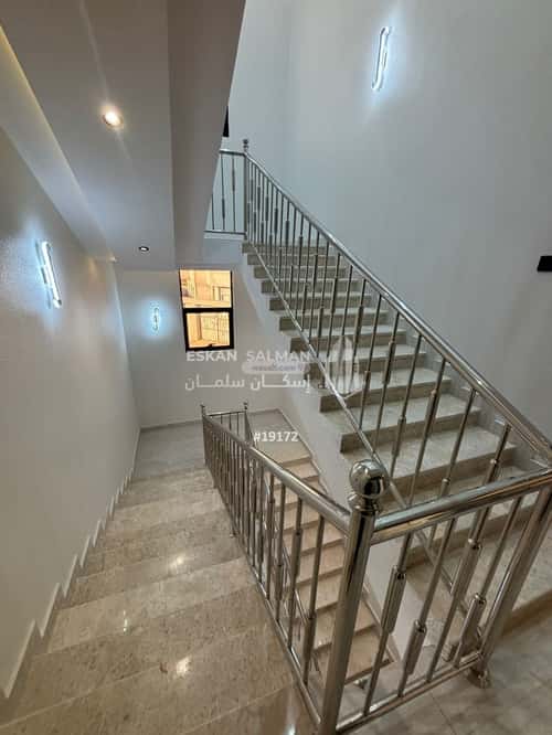 شقة 375 متر مربع ب 10 غرف التعاون، خميس مشيط