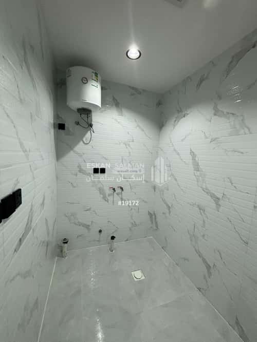 Apartment 375 SQM with 10 Bedrooms Al Taawun, Khamis Mushait