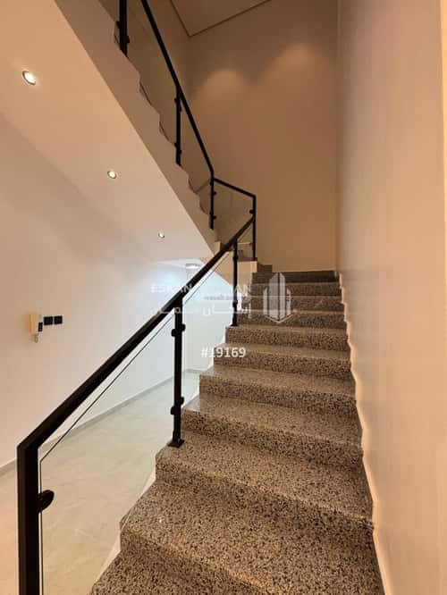 5 bedroom apartment in Al Janadriyah