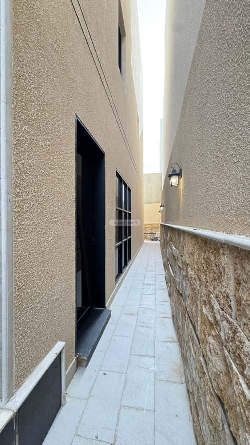 فيلا 360 متر مربع غربية على شارع 20م المهدية، غرب الرياض، الرياض