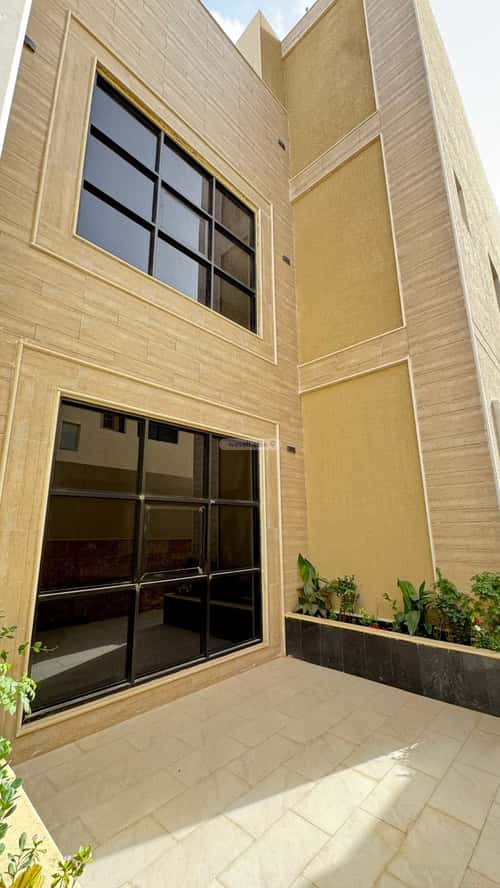 Villa 360 SQM Facing West on 20m Width Street Al-Mahdiyah, West Riyadh, Riyadh