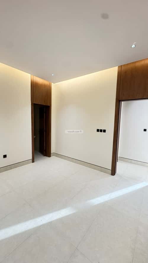 فيلا 370 متر مربع شمالية على شارع 20م المهدية، غرب الرياض، الرياض