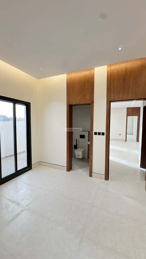 Villa 370 SQM Facing North on 20m Width Street Al-Mahdiyah, West Riyadh, Riyadh