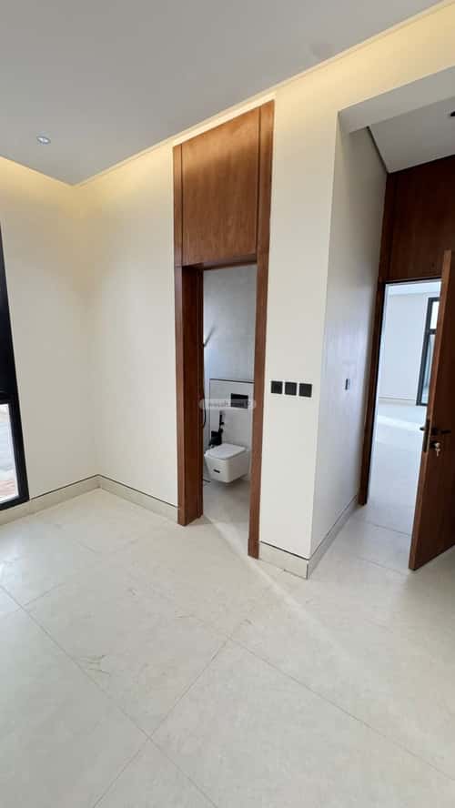 فيلا 370 متر مربع شمالية على شارع 20م المهدية، غرب الرياض، الرياض