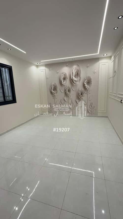 فيلا 374 متر مربع جنوبية شرقية على شارع 12م ريحه، الطائف