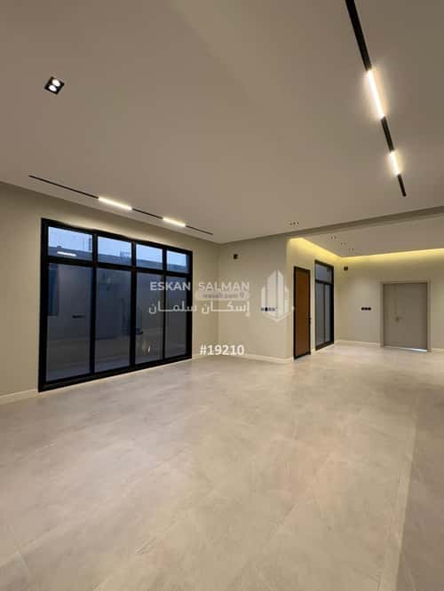 Villa 420 SQM Facing South on 20m Width Street Al-Mahdiyah, West Riyadh, Riyadh