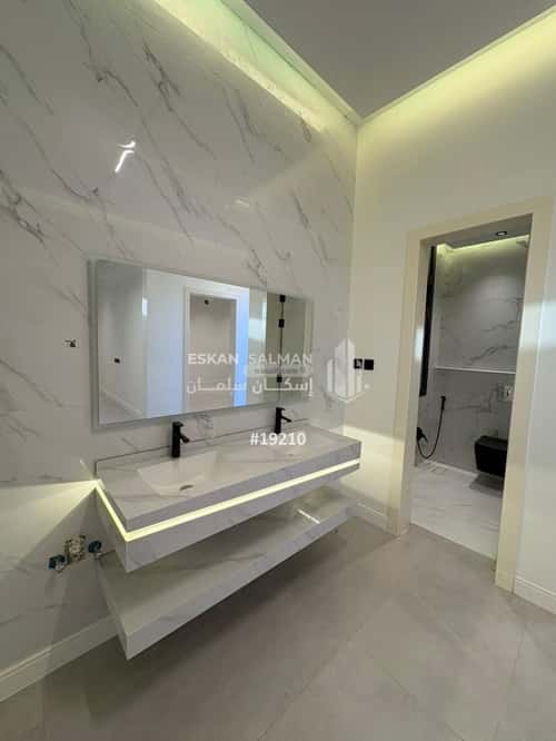 فيلا 420 متر مربع جنوبية على شارع 20م المهدية، غرب الرياض، الرياض