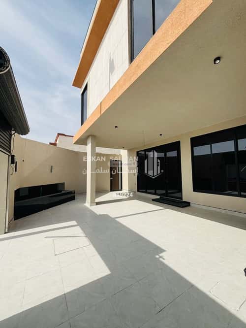 Villa 235 SQM Facing South East on 15m Width Street Al Sawari, Khobar
