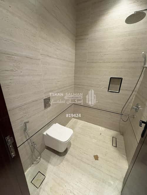 Floor 200 SQM with 6 Bedrooms Al-Khaleej, East Riyadh, Riyadh
