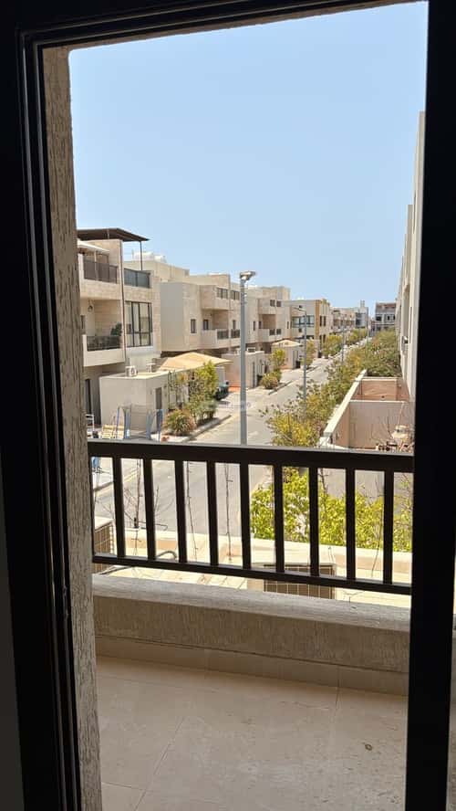 فيلا 285 متر مربع واجهة شمالية ب 6 غرف الصواري، شمال جدة، جدة