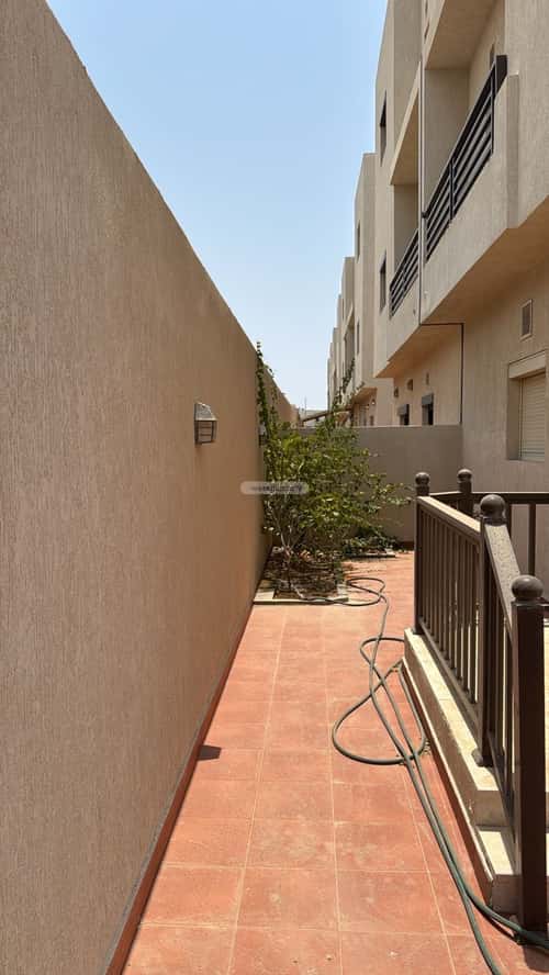 Villa 285 SQM Facing North with 6 Bedrooms Al Swaryee, North Jeddah, Jeddah