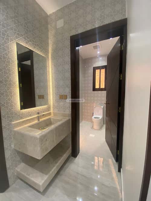 فيلا 360 متر مربع شرقية على شارع 15م الرحاب، الطائف