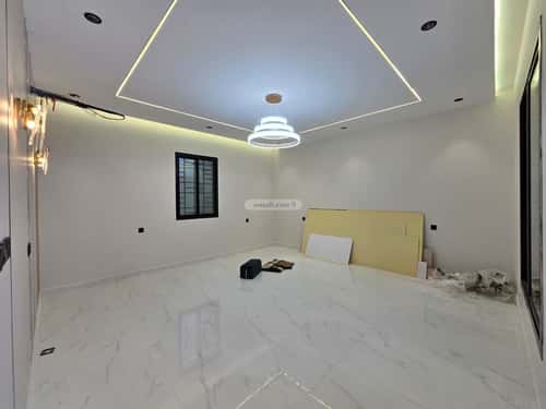 فيلا 450 متر مربع شرقية على شارع 20م وادي جليل، الطائف