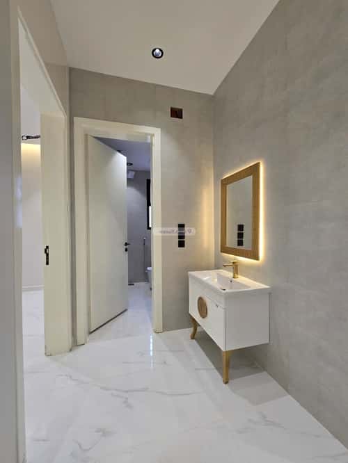 فيلا 450 متر مربع شرقية على شارع 20م وادي جليل، الطائف