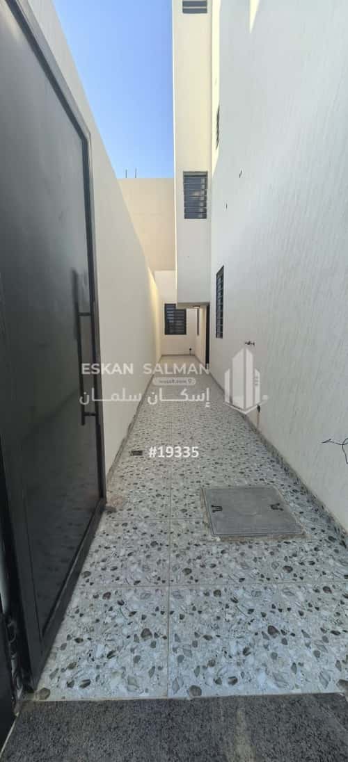 Apartment 80 SQM with 3 Bedrooms Al-Janadriyah, East Riyadh, Riyadh