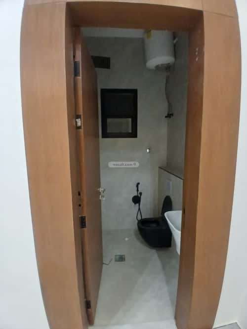 Floor 138 SQM with 5 Bedrooms Ar-Rimal, East Riyadh, Riyadh