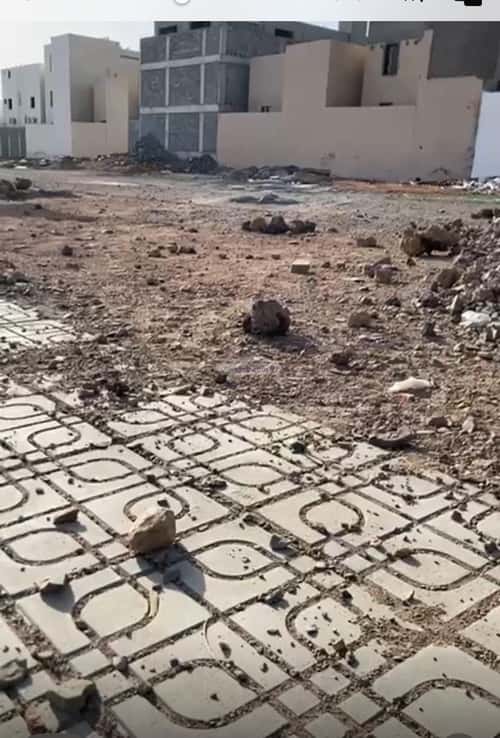 Land 525 SQM Facing South on 30m Width Street Al Anahi, Madinah