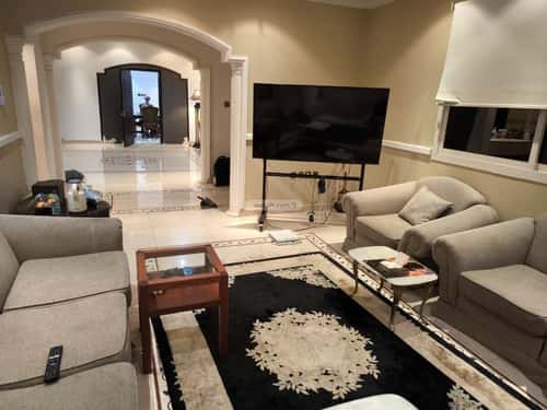 فيلا 375 متر مربع شرقية على شارع 15م الصحافة، شمال الرياض، الرياض