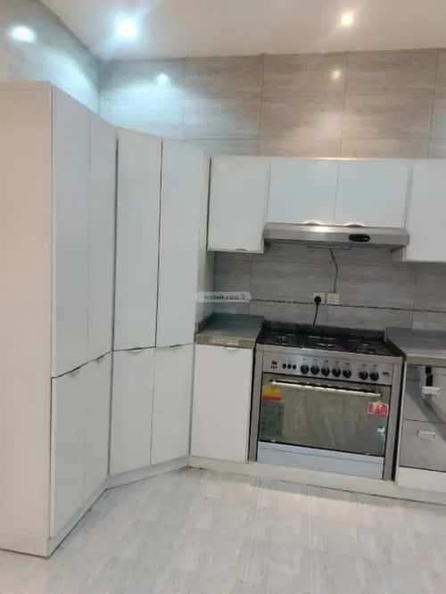 Floor 450 SQM with 7 Bedrooms Al-Mahdiyah, West Riyadh, Riyadh