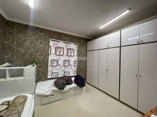 فيلا 300 متر مربع واجهة جنوبية ب 4 غرف الملك عبدالله، وسط الرياض، الرياض