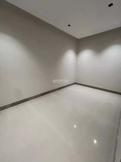 Floor 381 SQM with 4 Bedrooms King Abdullah, Central Riyadh, Riyadh