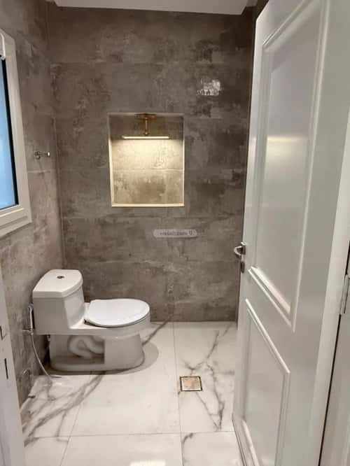 Villa 300 SQM Facing North with 4 Bedrooms King Abdullah, Central Riyadh, Riyadh