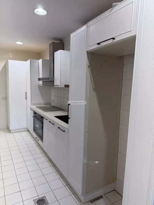 Villa 300 SQM Facing North with 4 Bedrooms King Abdullah, Central Riyadh, Riyadh