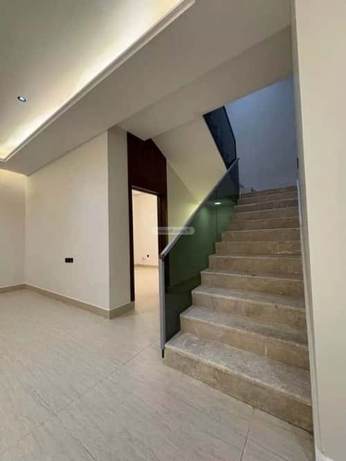 Floor 217 SQM with 6 Bedrooms Dirab, West Riyadh, Riyadh