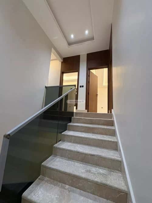 Floor 217 SQM with 6 Bedrooms Dirab, West Riyadh, Riyadh