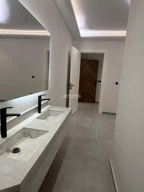 شقة 235 متر مربع ب 5 غرف طويق، غرب الرياض، الرياض