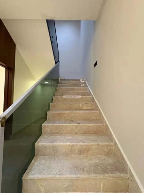 Floor 223 SQM with 6 Bedrooms Dirab, West Riyadh, Riyadh