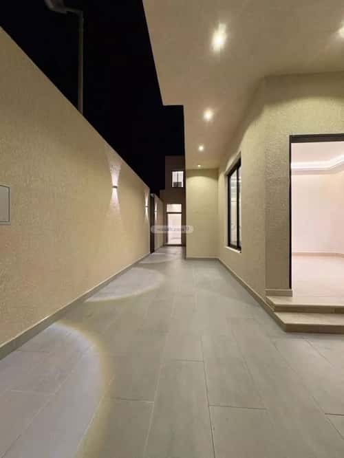 Floor 223 SQM with 6 Bedrooms Dirab, West Riyadh, Riyadh