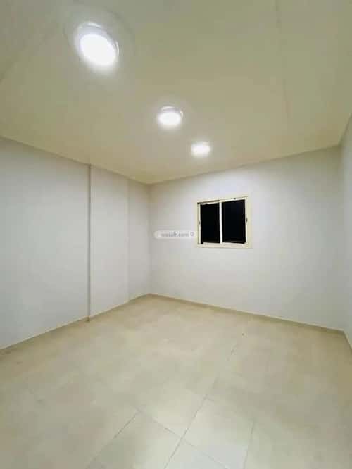 شقة 2439 متر مربع بغرفتين المطار، المجمعة