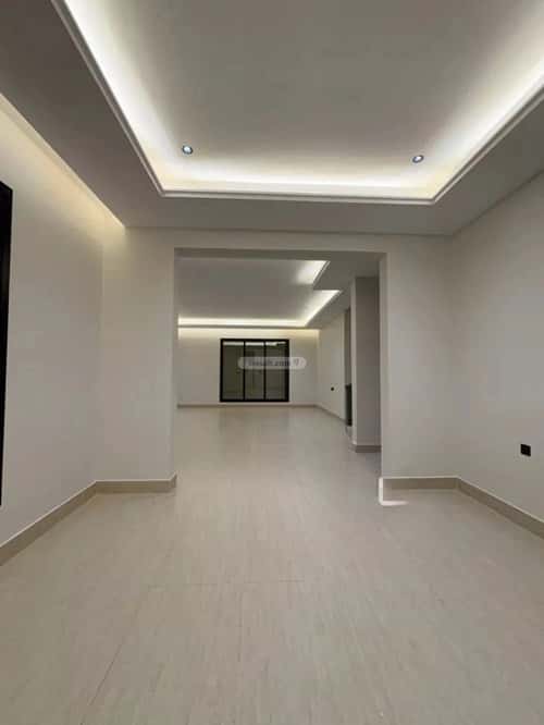 Floor 223 SQM with 6 Bedrooms Dirab, West Riyadh, Riyadh