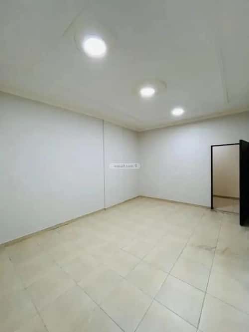 شقة 2439 متر مربع بغرفتين المطار، المجمعة